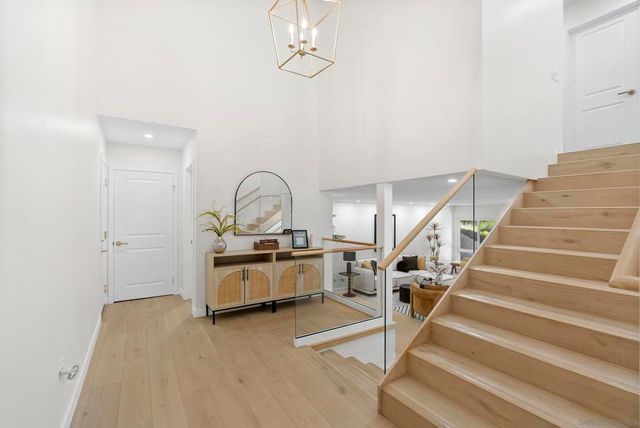 5552 Caminito Herminia, La Jolla, CA 92037