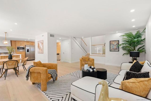 5552 Caminito Herminia, La Jolla, CA 92037