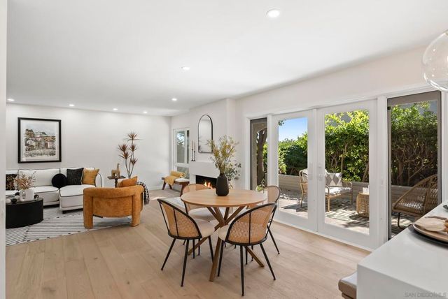 5552 Caminito Herminia, La Jolla, CA 92037