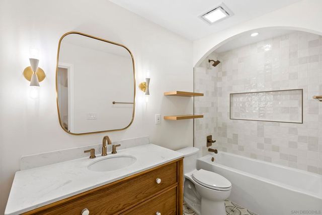 5552 Caminito Herminia, La Jolla, CA 92037