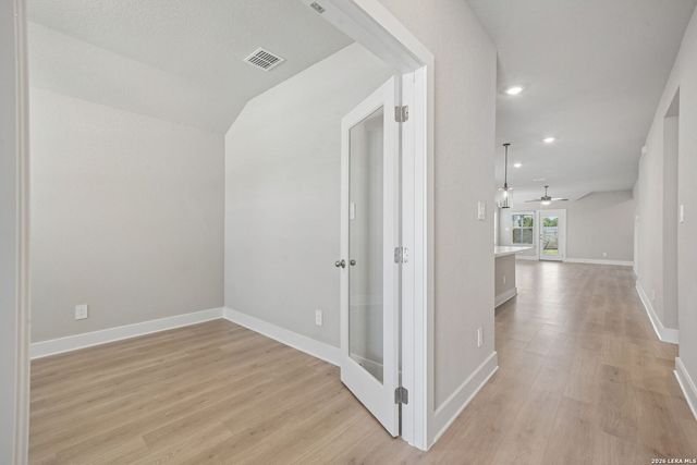 5433 Wrangler Way, Marion, TX 78124