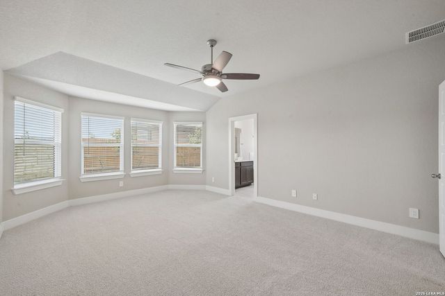 5433 Wrangler Way, Marion, TX 78124