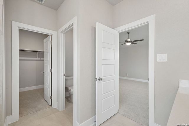 5433 Wrangler Way, Marion, TX 78124