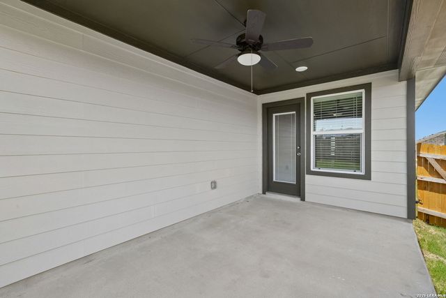 5433 Wrangler Way, Marion, TX 78124