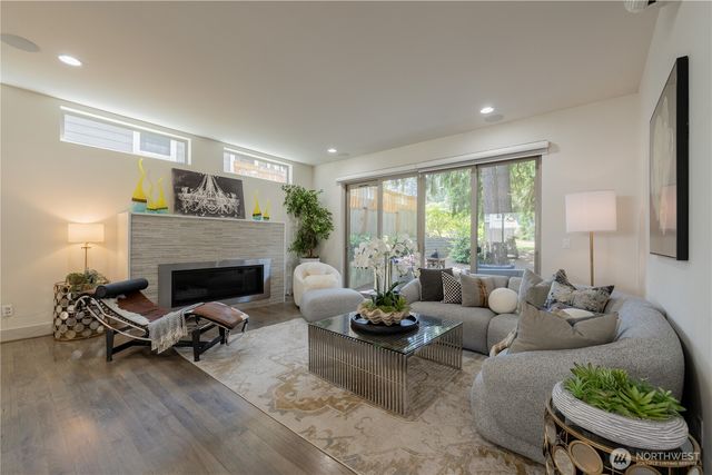 3034 NE 89th, Seattle, WA 98115