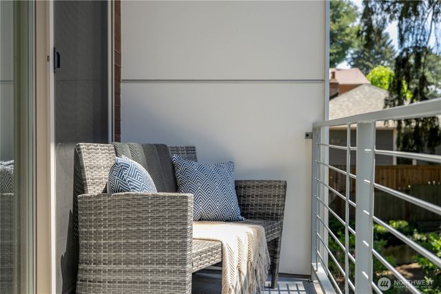 3034 NE 89th, Seattle, WA 98115