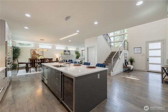 3034 NE 89th, Seattle, WA 98115