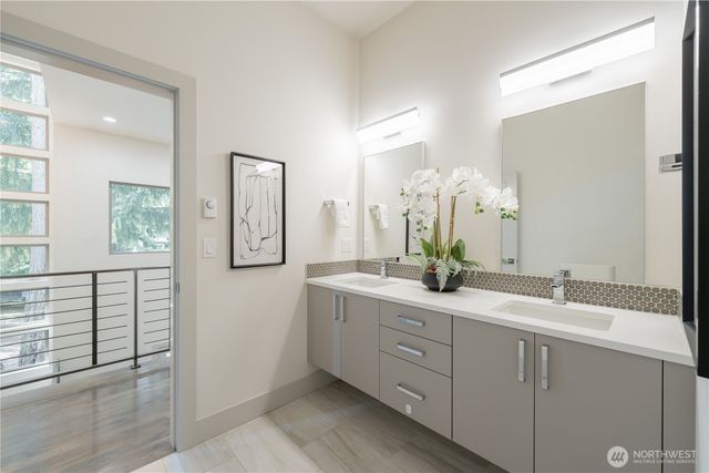 3034 NE 89th, Seattle, WA 98115
