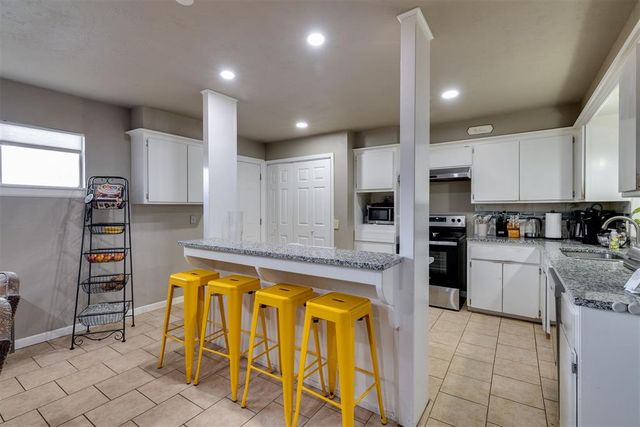 2441 SW 77th Street, Oklahoma City, OK 73159