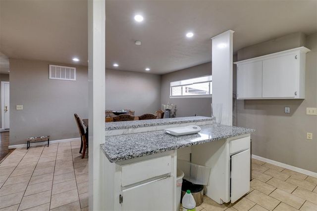 2441 SW 77th Street, Oklahoma City, OK 73159