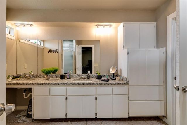 2441 SW 77th Street, Oklahoma City, OK 73159