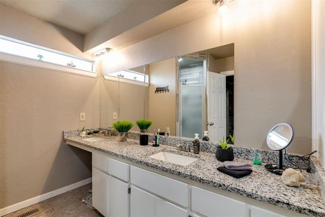 2441 SW 77th Street, Oklahoma City, OK 73159