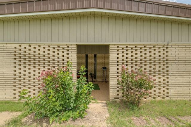 2441 SW 77th Street, Oklahoma City, OK 73159