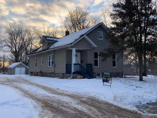 1013 Maple Avenue, Jackson City, MI 49203