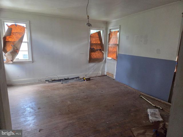 2903 MOUNT HOLLY ST, Baltimore, MD 21216