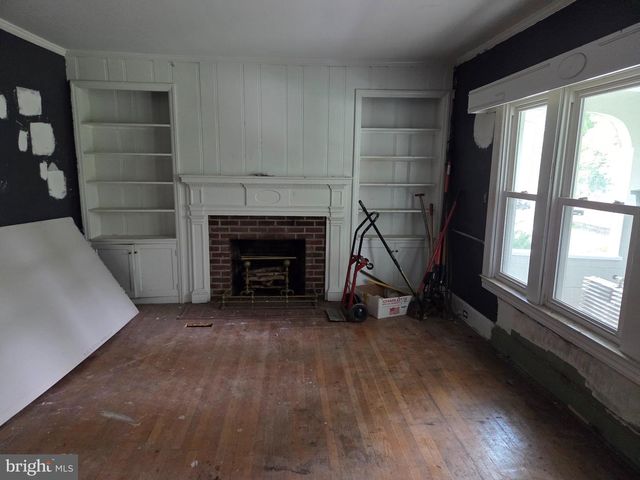 2903 MOUNT HOLLY ST, Baltimore, MD 21216
