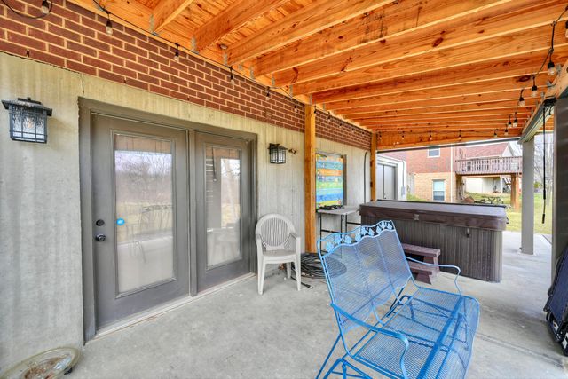 1468 Shirepeak Way, Independence, KY 41051