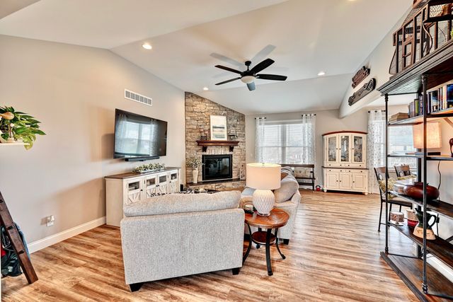 1468 Shirepeak Way, Independence, KY 41051