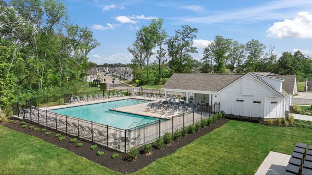 672 Birdie Dr, Spring Hill, TN 37174
