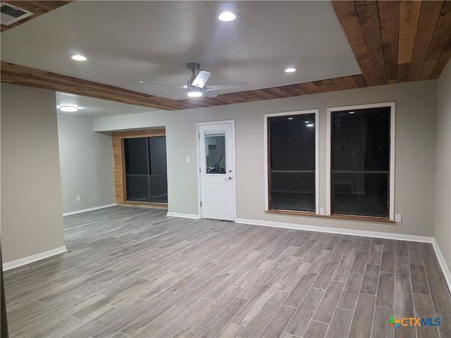 1916 Nevada Street, San Marcos, TX 78666