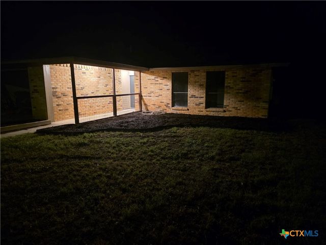 1916 Nevada Street, San Marcos, TX 78666
