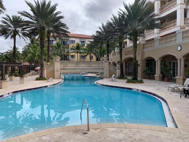 16101 Emerald Estates Drive 251, Weston, FL 33331