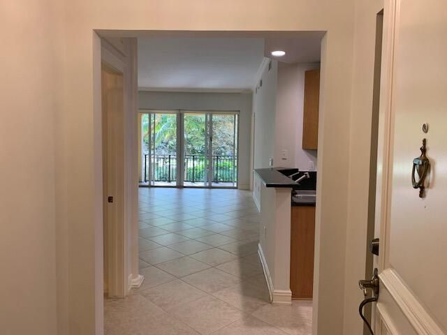 16101 Emerald Estates Drive 251, Weston, FL 33331