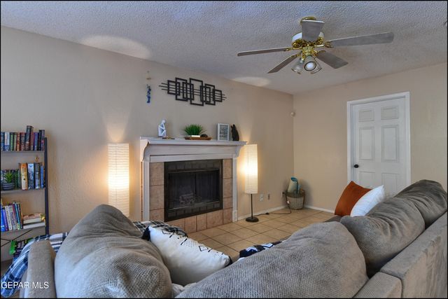 4565 LOMA COLORADA Court, El Paso, TX 79934