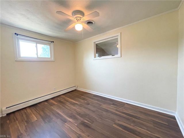 1024 Stanley RD, Portsmouth, VA 23701