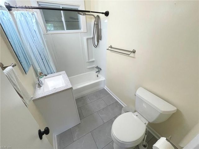 1024 Stanley RD, Portsmouth, VA 23701