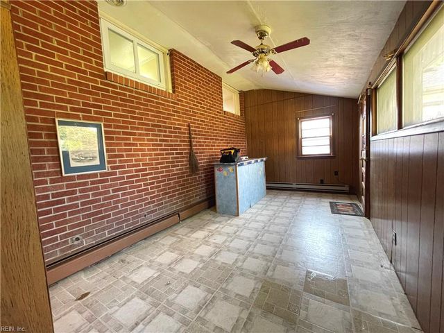 1024 Stanley RD, Portsmouth, VA 23701