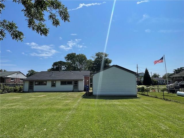 1024 Stanley RD, Portsmouth, VA 23701