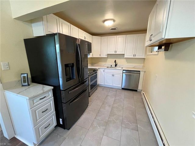 1024 Stanley RD, Portsmouth, VA 23701