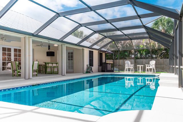 8571 SE Quail Ridge Way, Hobe Sound, FL 33455