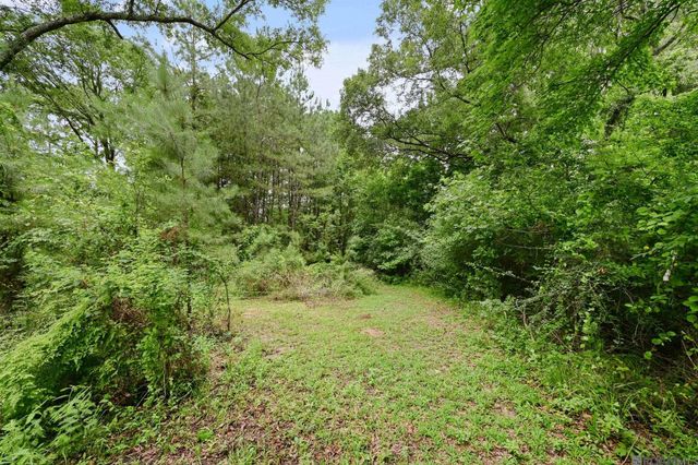 2208 Violet St, Jackson, LA 70748