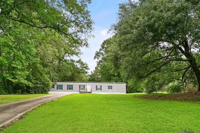 2208 Violet St, Jackson, LA 70748