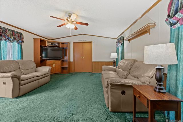 2208 Violet St, Jackson, LA 70748