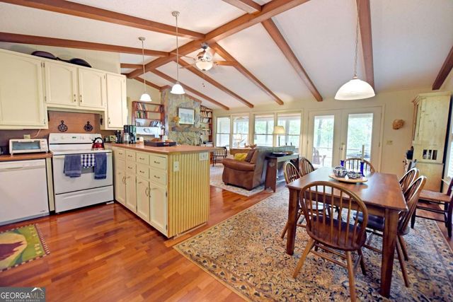 66 Pine Ridge Court, Ellijay, GA 30536