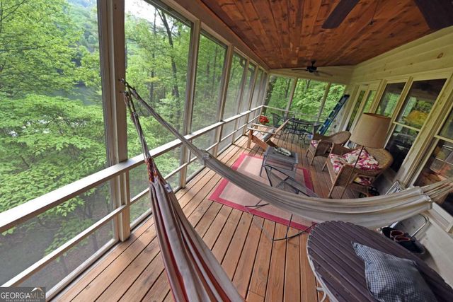 66 Pine Ridge Court, Ellijay, GA 30536