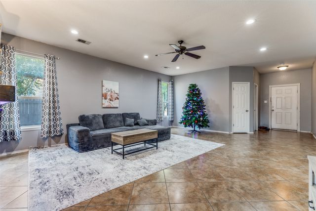 5825 Deck House Road, Fort Worth, TX 76179