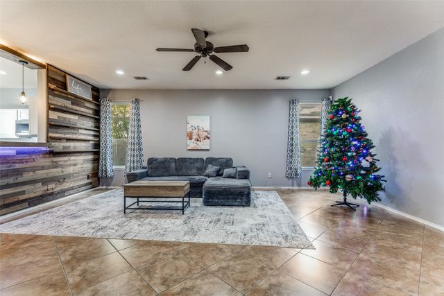 5825 Deck House Road, Fort Worth, TX 76179