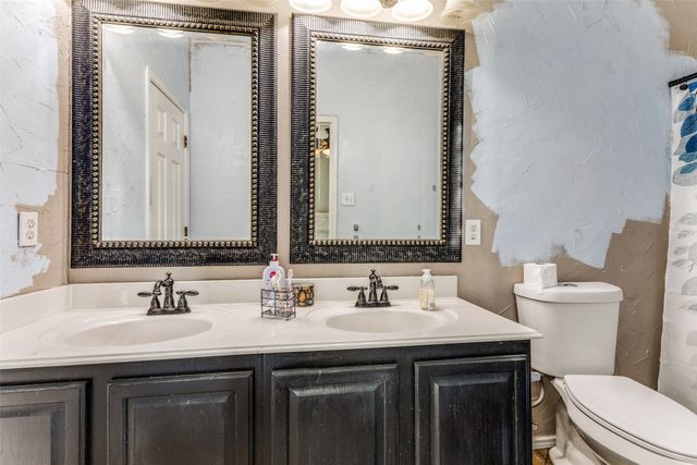 5825 Deck House Road, Fort Worth, TX 76179