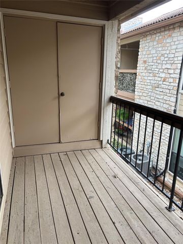 8600 Fathom CIR 2301, Austin, TX 78750