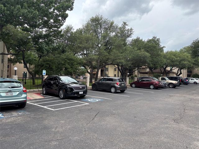 8600 Fathom CIR 2301, Austin, TX 78750