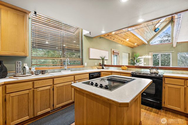 12524 114th Avenue Ct NW, Gig Harbor, WA 98329