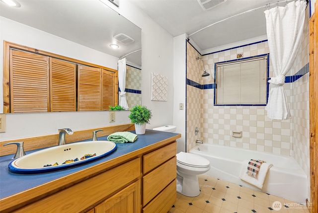 12524 114th Avenue Ct NW, Gig Harbor, WA 98329