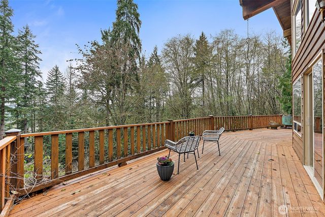 12524 114th Avenue Ct NW, Gig Harbor, WA 98329
