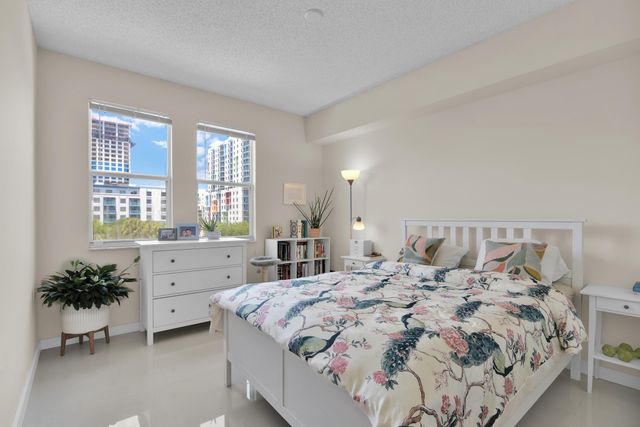 533 NE 3rd Avenue, Fort Lauderdale, FL 33301