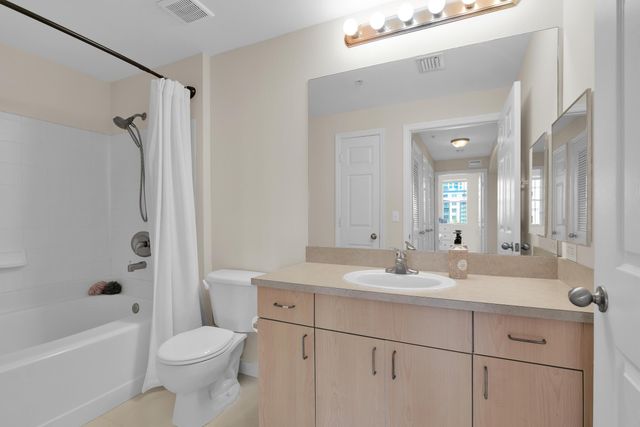 533 NE 3rd Avenue, Fort Lauderdale, FL 33301