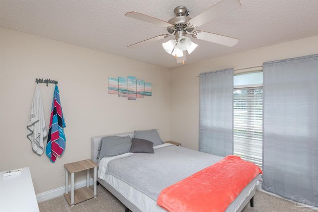 3080 Palm St, Gulf Breeze, FL 32563